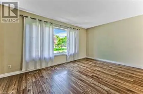 37 Gottscheer Court Kitchener ON N2M 3L3
