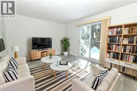 1247 Huron Street London ON N5Y 4X7