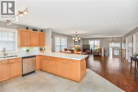 1060 Beach Boulevard Hamilton ON L8H 6Z4