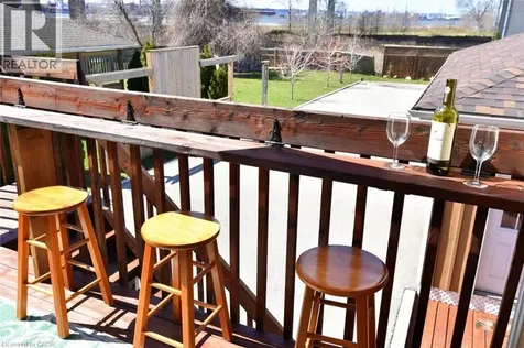 1060 Beach Boulevard Hamilton ON L8H 6Z4