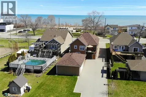 1060 Beach Boulevard Hamilton ON L8H 6Z4