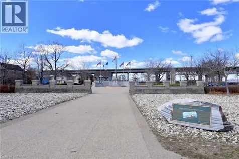 1060 Beach Boulevard Hamilton ON L8H 6Z4