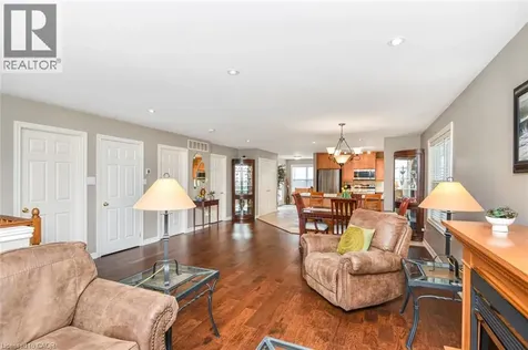 1060 Beach Boulevard Hamilton ON L8H 6Z4