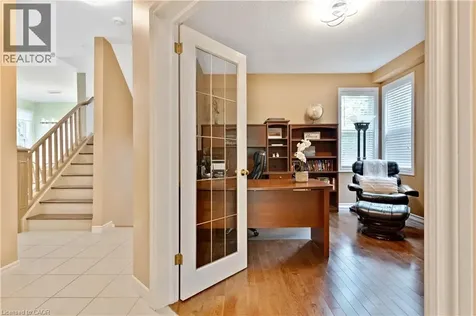35 Coopershawk Street Kitchener ON N2K 4J7