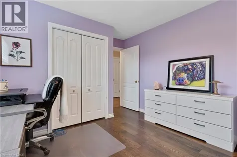 35 Coopershawk Street Kitchener ON N2K 4J7