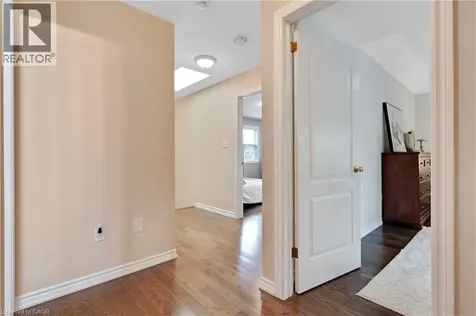 35 Coopershawk Street Kitchener ON N2K 4J7