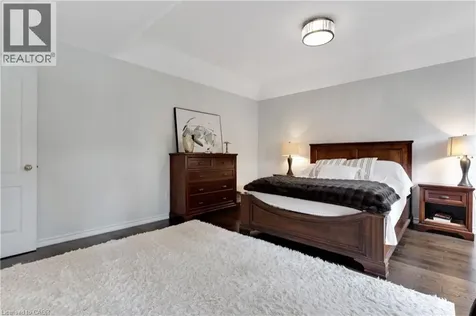 35 Coopershawk Street Kitchener ON N2K 4J7