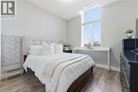 262 Dundas Street East Waterdown ON L8B 1A9