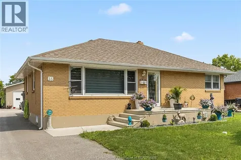 35 Victoria Street Amherstburg ON N9V 4B1