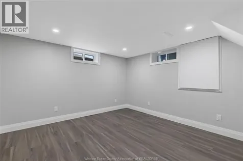 35 Victoria Street Amherstburg ON N9V 4B1