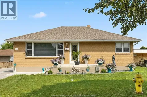35 Victoria Street Amherstburg ON N9V 4B1