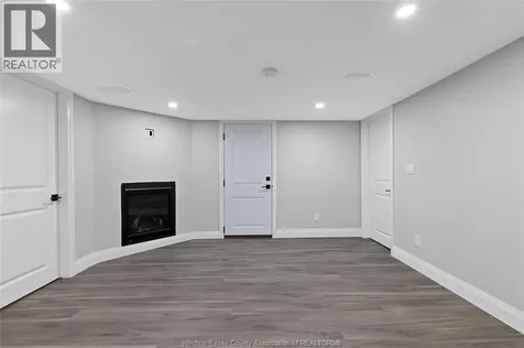 35 Victoria Street Amherstburg ON N9V 4B1