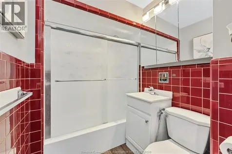 1857 Central Avenue Windsor ON N8W 4H6