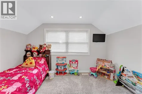 1857 Central Avenue Windsor ON N8W 4H6