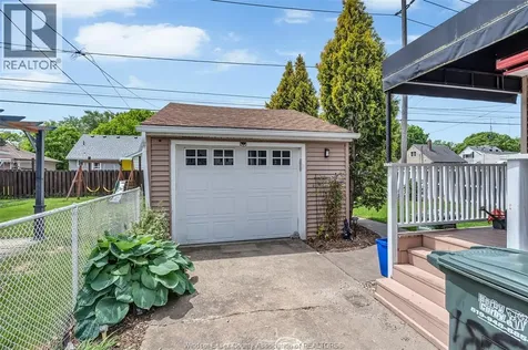 1857 Central Avenue Windsor ON N8W 4H6