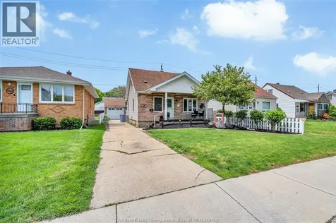 1857 Central Avenue Windsor ON N8W 4H6
