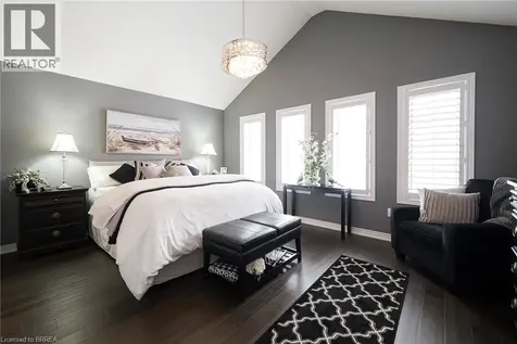 261 Schooner Drive Port Dover ON N0A 1N0