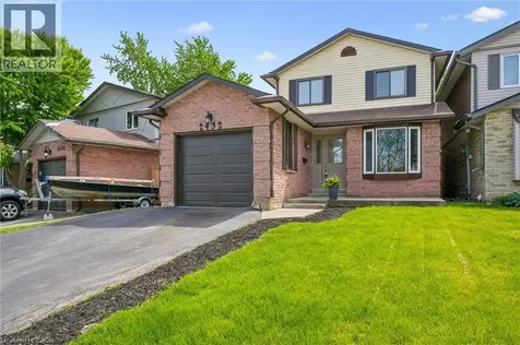 2432 Malcolm Crescent Burlington ON L7P 3Y4