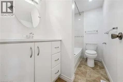 2432 Malcolm Crescent Burlington ON L7P 3Y4
