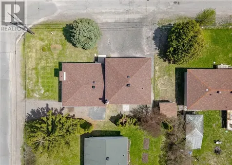 4181 La Habre Avenue Val Therese ON P3P 1A6