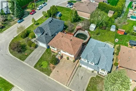 20 Forestdale Drive Sudbury ON P3A 5X1