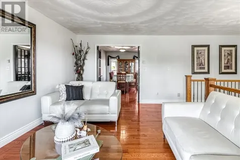 20 Forestdale Drive Sudbury ON P3A 5X1