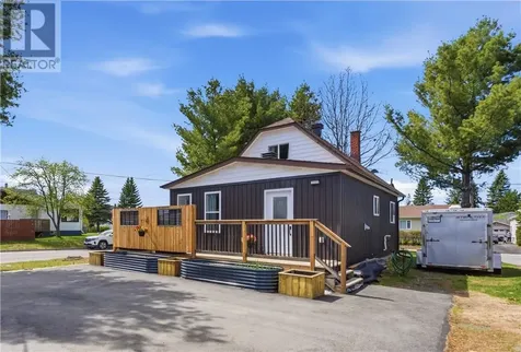 95 O'donaghue Drive Garson ON P3L 1E2