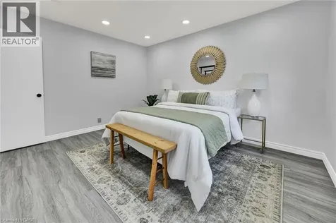 246 Hillcrest Road Cambridge ON N3H 1B2
