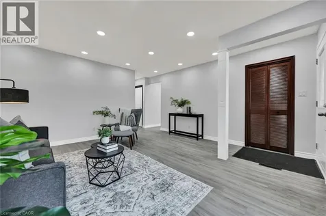 246 Hillcrest Road Cambridge ON N3H 1B2