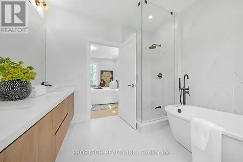 6030 Hillsdale Drive Whitchurch-stouffville ON L4A 3B8
