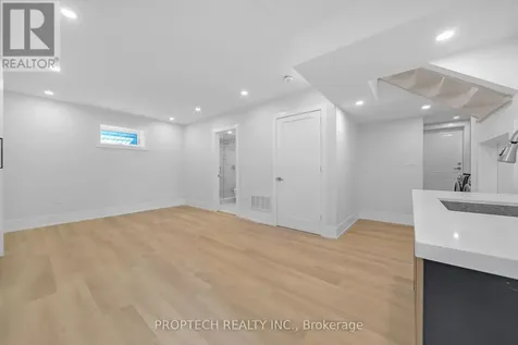 6030 Hillsdale Drive Whitchurch-stouffville ON L4A 3B8