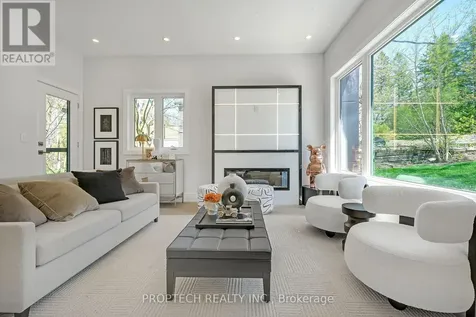 6030 Hillsdale Drive Whitchurch-stouffville ON L4A 3B8