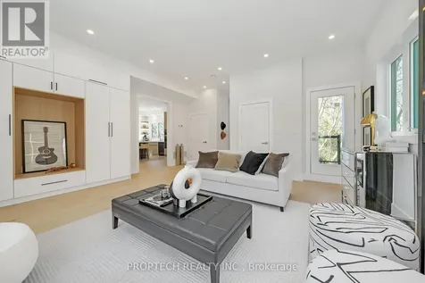 6030 Hillsdale Drive Whitchurch-stouffville ON L4A 3B8