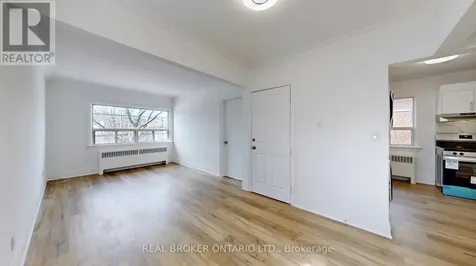 451 Donlands Avenue Toronto (east York) ON M4J 3S4