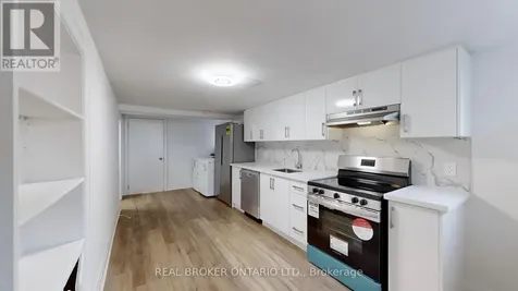 451 Donlands Avenue Toronto (east York) ON M4J 3S4