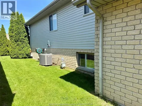 431 Keil Trail North Chatham ON N7L 5R2