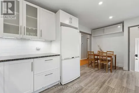 933 Kincaid Court Ottawa ON K1V 6N7
