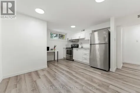933 Kincaid Court Ottawa ON K1V 6N7