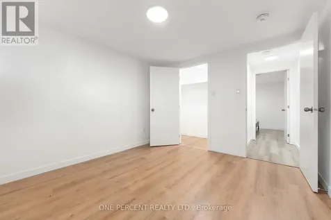 933 Kincaid Court Ottawa ON K1V 6N7
