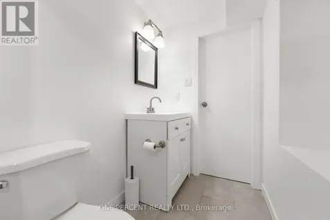 933 Kincaid Court Ottawa ON K1V 6N7