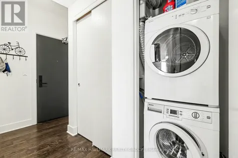 255 Bay Street Ottawa ON K1R 0C5