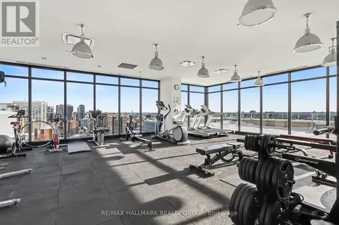 255 Bay Street Ottawa ON K1R 0C5