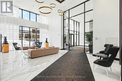 255 Bay Street Ottawa ON K1R 0C5