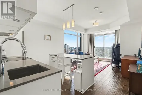 255 Bay Street Ottawa ON K1R 0C5