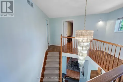 10 Coxford Street Ottawa ON K1J 6J6
