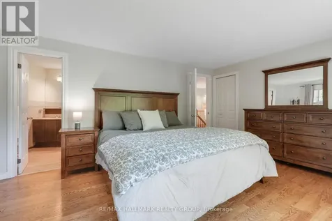 10 Coxford Street Ottawa ON K1J 6J6