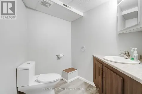 10 Coxford Street Ottawa ON K1J 6J6