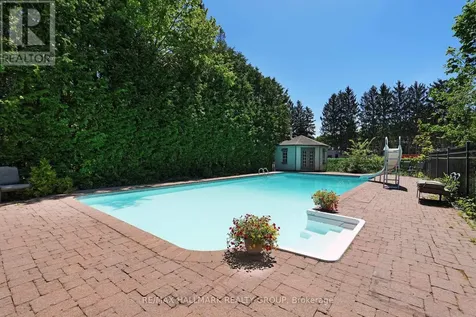 10 Coxford Street Ottawa ON K1J 6J6