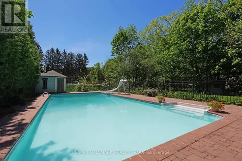 10 Coxford Street Ottawa ON K1J 6J6