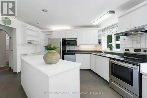 10 Coxford Street Ottawa ON K1J 6J6
